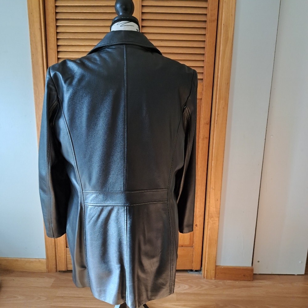 EUC DANIER leather Women's Coat Size XL - Picture 2 of 7